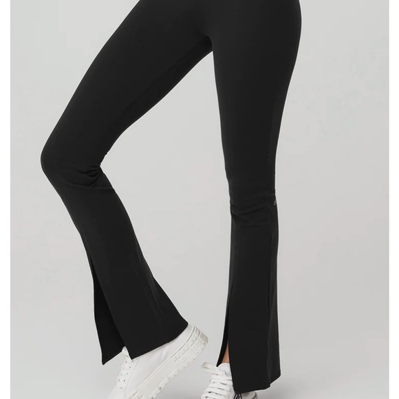 NWT ALO High-Waist Flutter Legging - Picture 1 of 5